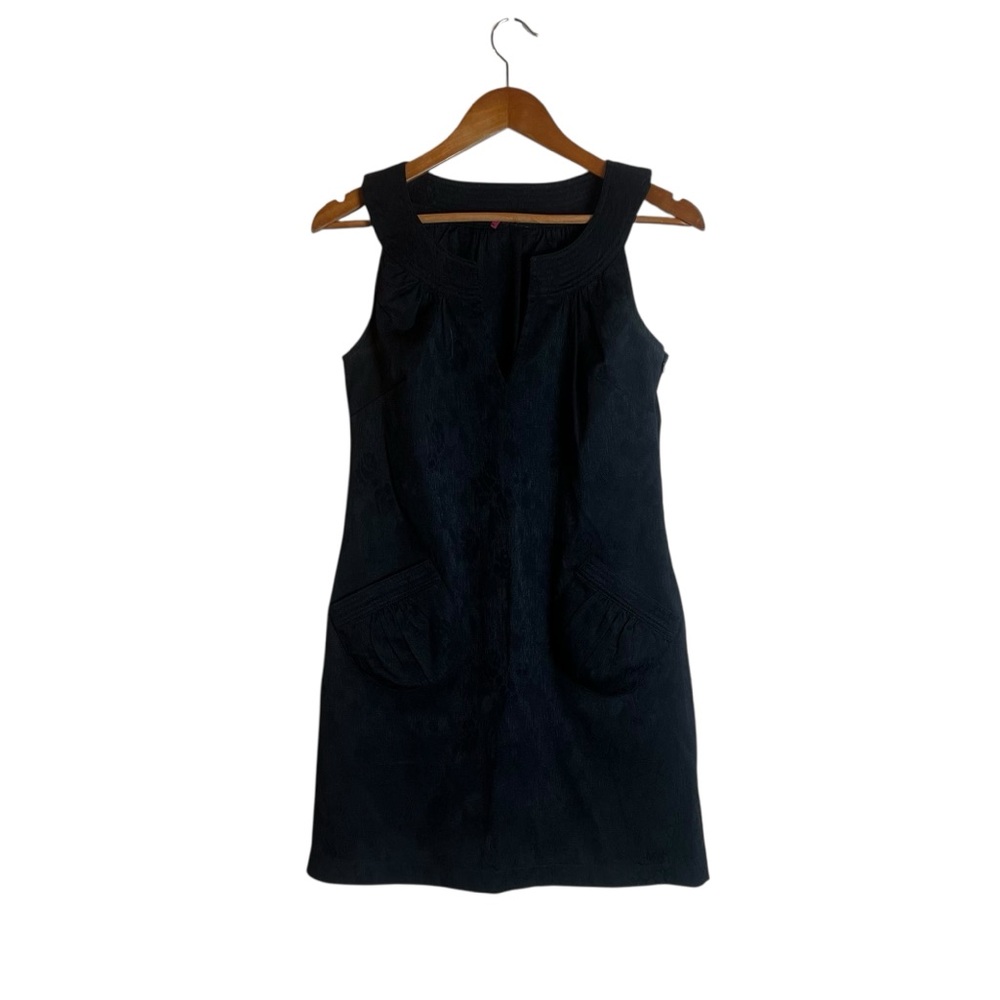 Spicy Sugar black sleeveless mini dress.‎ Size small